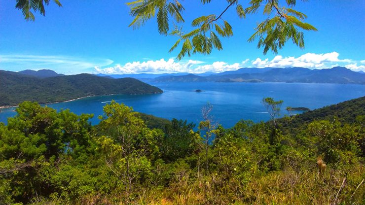 Vista de la bahía de Abraão en Ilha Grande